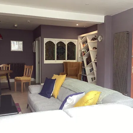 公寓 Retreats Quayside Luxury *