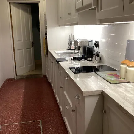 Retreats Quayside Luxury 아파트 *