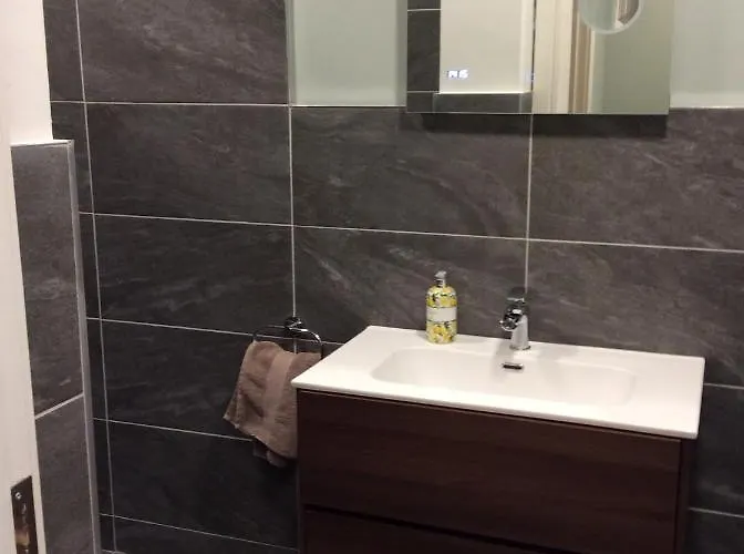 Retreats Quayside Luxury