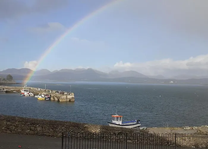 Retreats Quayside Luxury * Roundstone