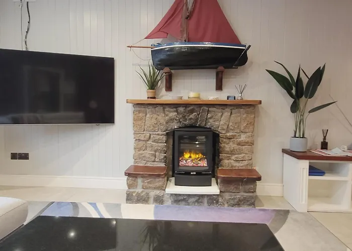 Retreats Quayside Luxury